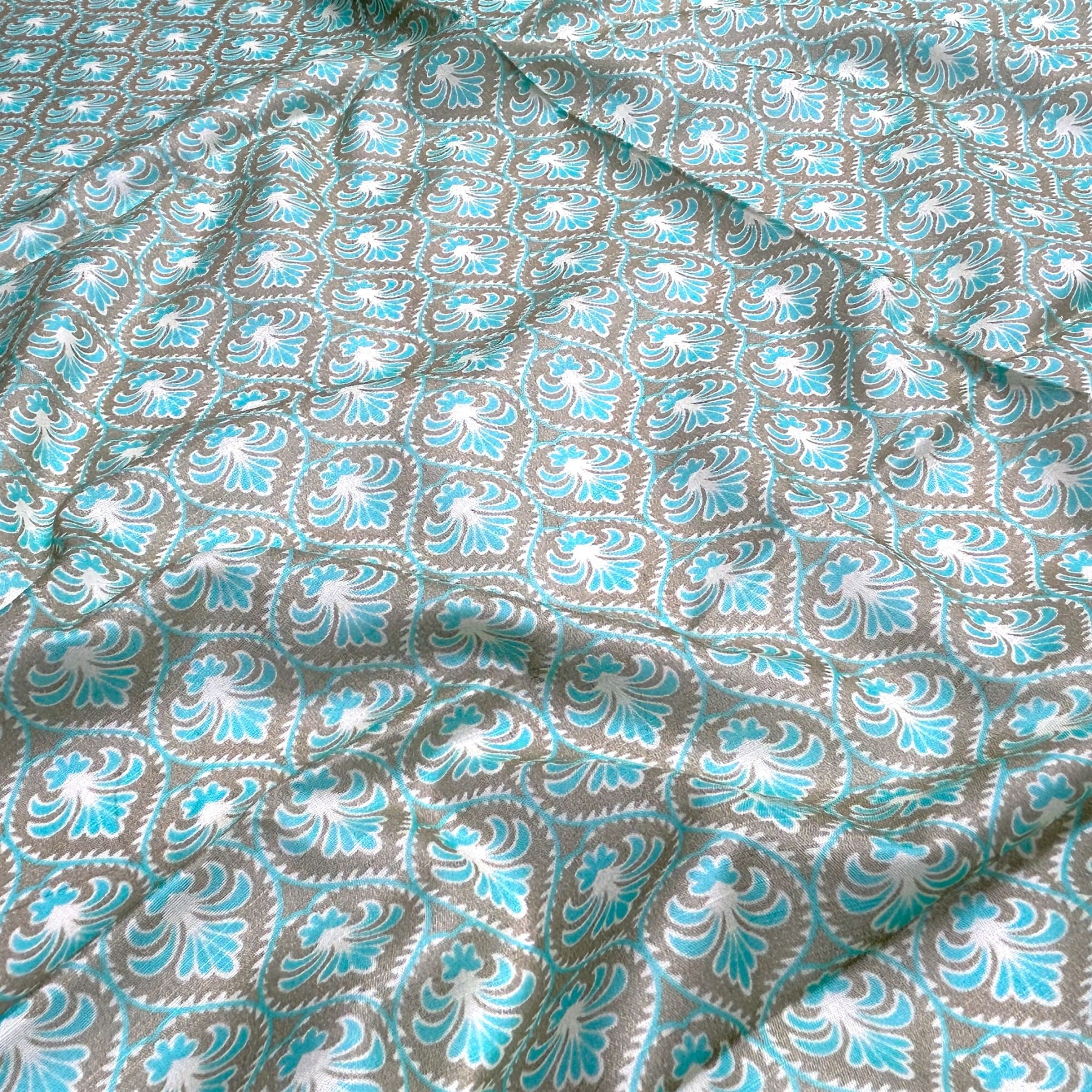 2 Piece Lawn Suit Vol-4 (LD0035-2P)