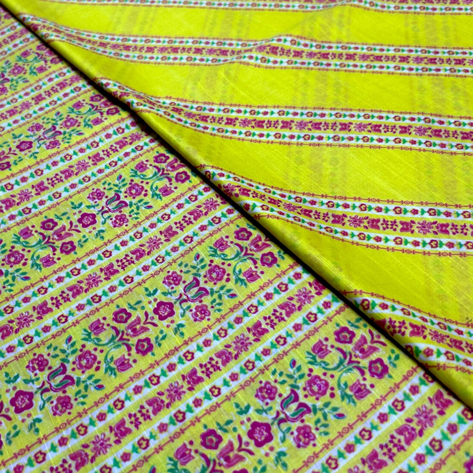 2 Piece Lawn Suit Vol-4 (LD0044-2P)